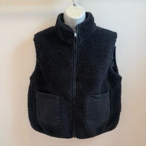 NWOT Blu Pepper Faux Black Sherpa Women's Vest Denim Pockets M